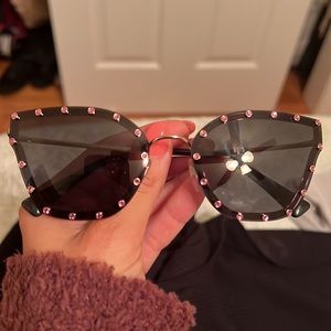 Valentino Sunglasses Great condition with pink studs